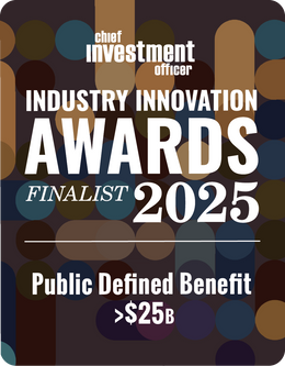 Logo: 2025 CHIEF INVESTMENT OFFICER Asset Owner Finalist: Public DB >$25B Desk Plaque