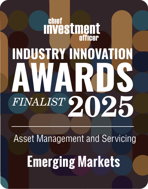 Logo: 2025 CHIEF INVESTMENT OFFICER Asset Management & Servicing Finalist: Emerging Markets Desk Plaque