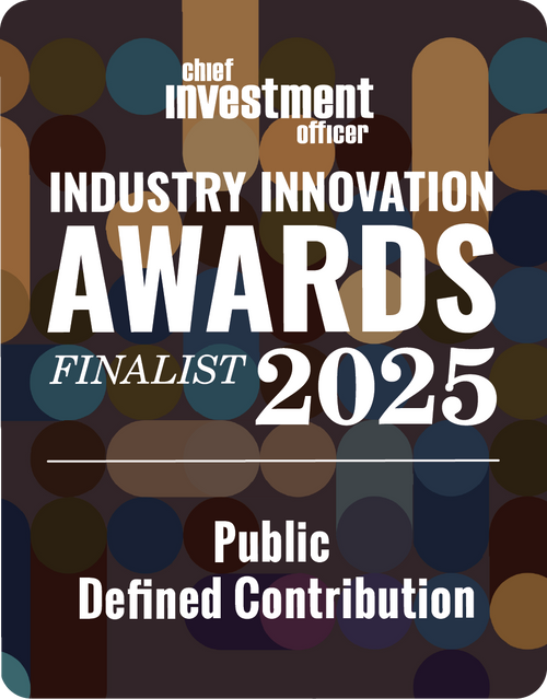 Logo: 2025 CHIEF INVESTMENT OFFICER Asset Owner Finalist: Public DC Desk Plaque
